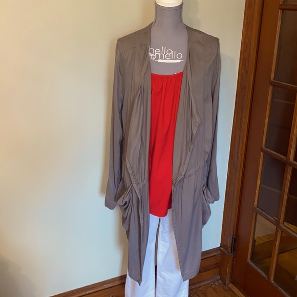 🌈Miami brand Light weight asymmetrical coat 🌈 - Picture 1 of 9